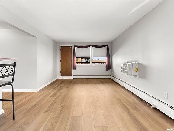 4th image of UNIT 22-4341 Rae STREET