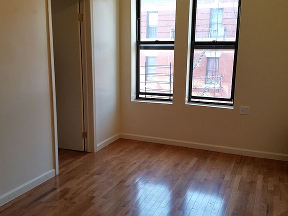 3rd image of 501 W 139th St APT 4A