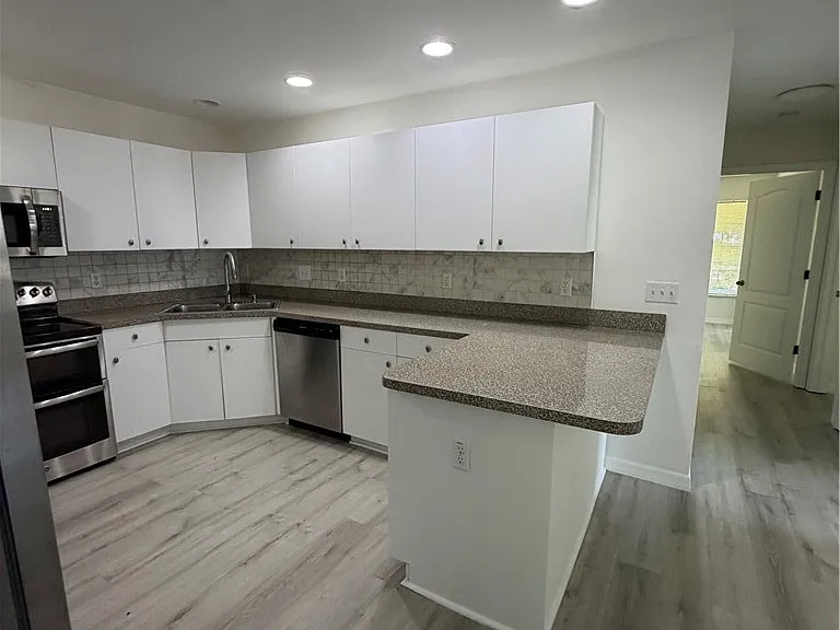 10625 Windsmont Ct — Photo 5