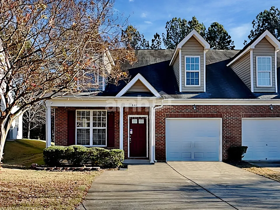 641 Woodson Dr