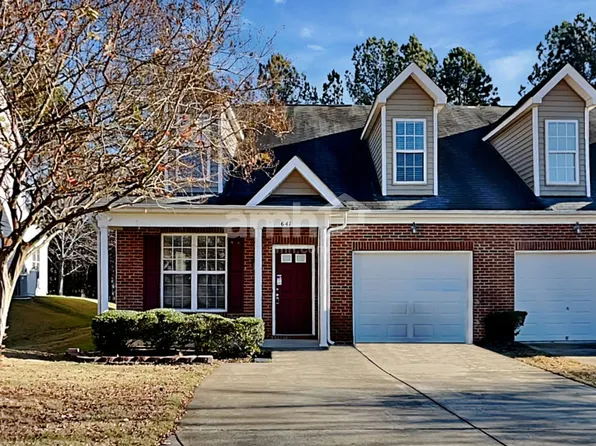 641 Woodson Dr, Clayton, NC 27527