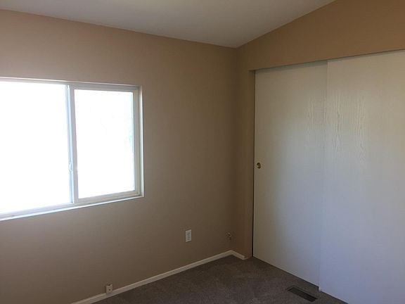 4th image of 123 Barranca Ln #123
