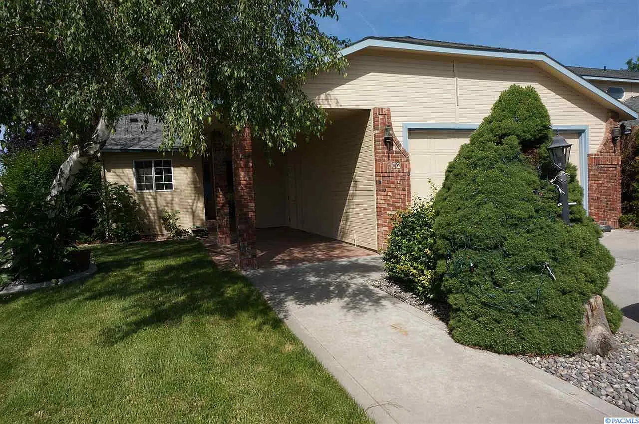 102 Tamarron Ln photo 1