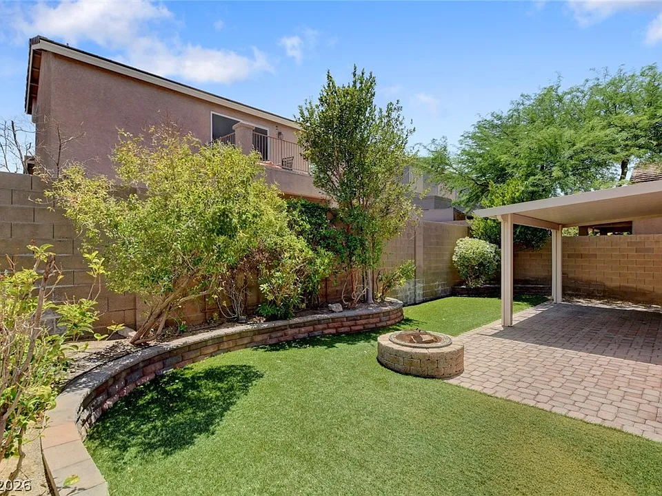 1005 Roaring River Ave