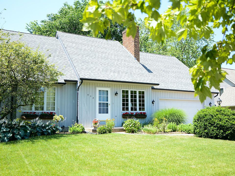 1st image of 938 Pioneer Ave