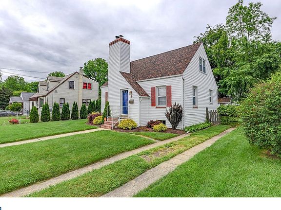 2nd image of 317 Lorewood Ave