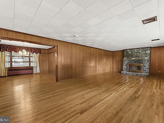 5th image of 9265 Ramey Rd