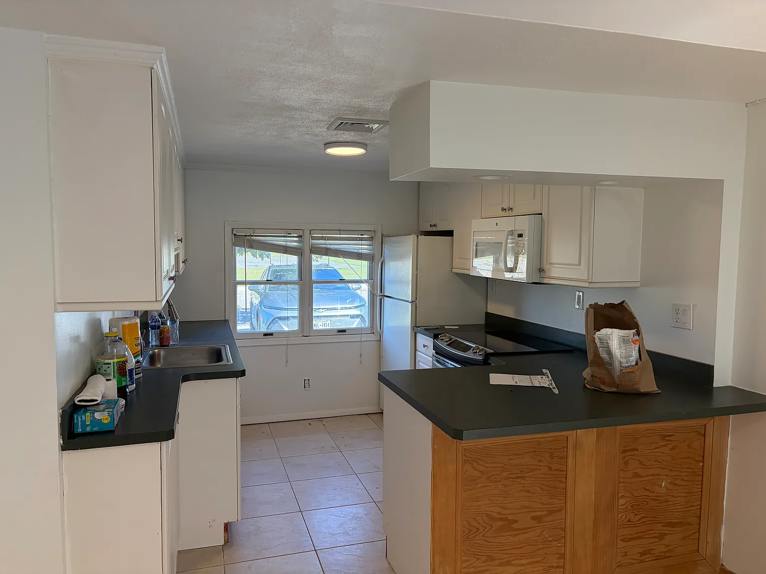 1 bed, 800 sqft, $1,800 — Photo 1
