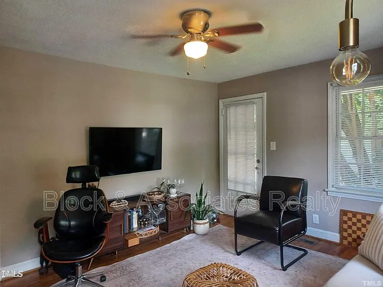 706 Van Buren Rd — Photo 12