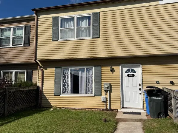 428 Red Tulip Ct, Taneytown, MD 21787