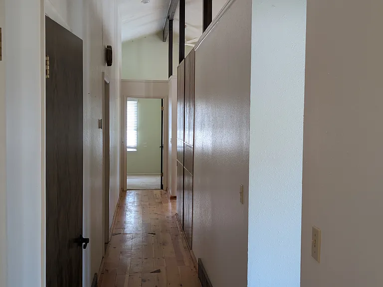 533 N Clarion Rd — Photo 20