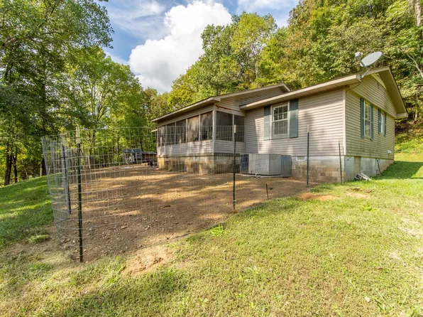 135 Mumaw Rd, Waynesboro, TN 38485