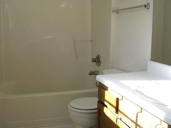 5th image of 1016 Bridle Creek Dr #0