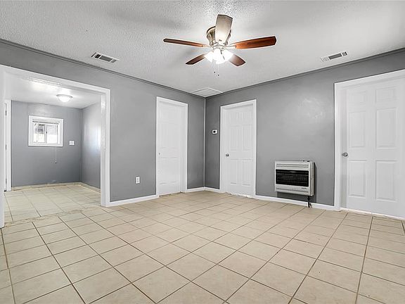 4th image of 508 N Elm St