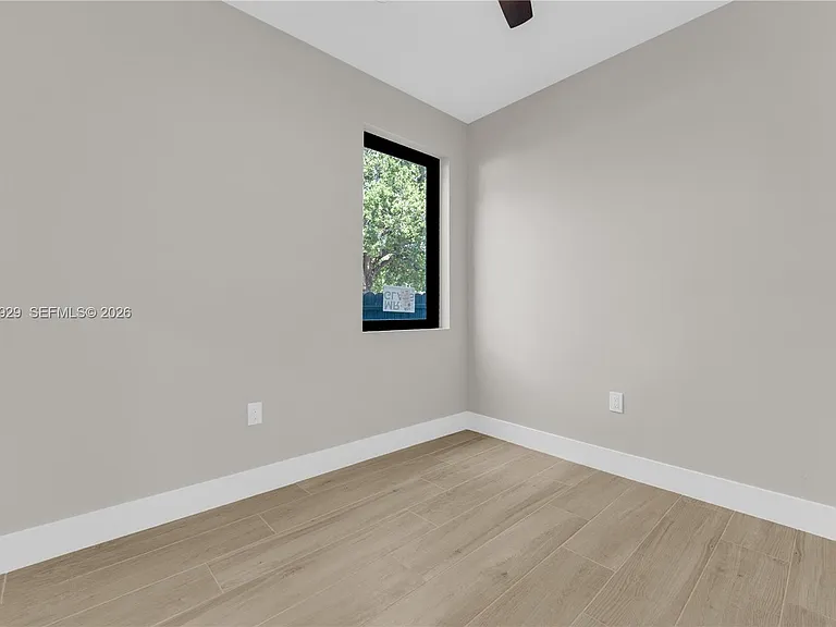 1816 NW 49th St — Photo 24