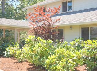 85070 Appletree Dr, Eugene, OR 97405