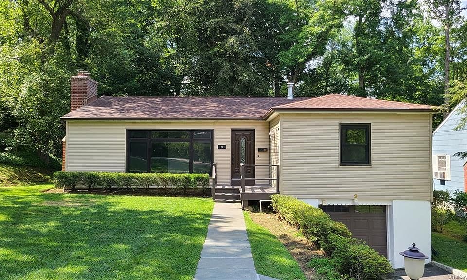 1st image of 9 Abingdon Ln