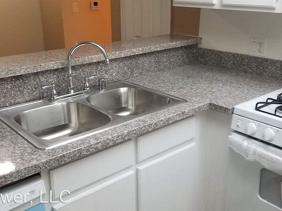1st image of 10523 Floralita Ave APT 203B