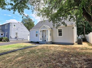 405 Ruth St, Bridgeport, CT 06606