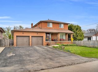 6 Leckie Ave, Hamilton, ON L8J2S8