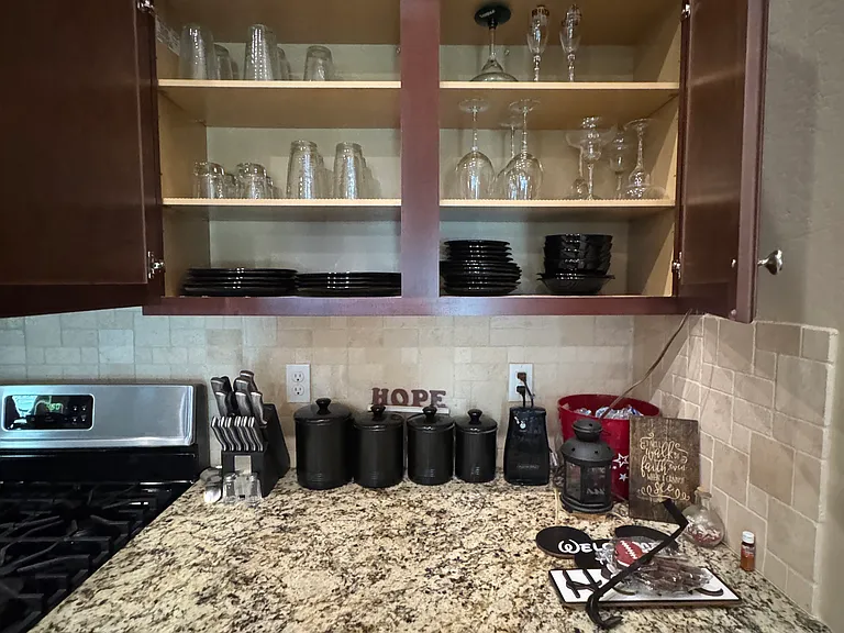9215 Red Pine Dr — Photo 8