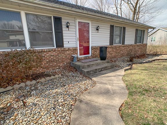 2nd image of 708 Paradise Ave