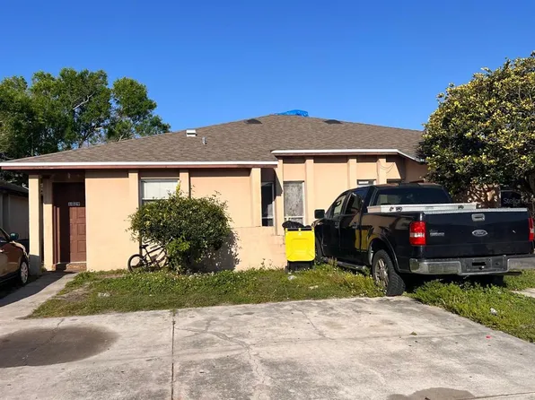 1027 & 1029 Captiva Point, Lakeland, FL 33801