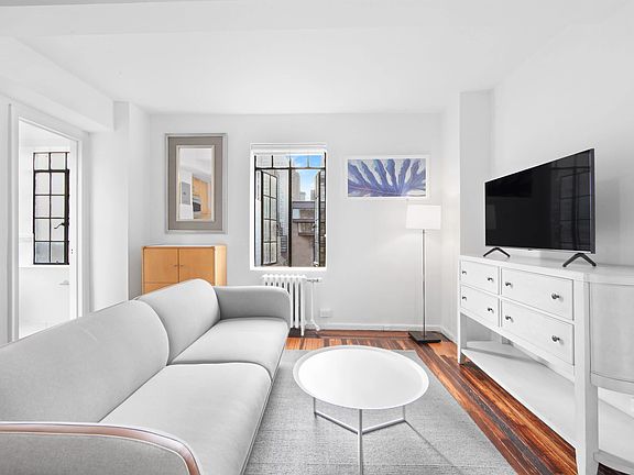 3rd image of 45 Tudor City Pl APT 1217