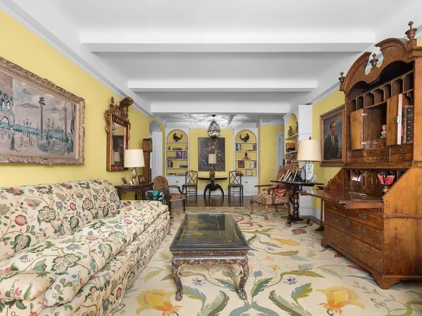 575 Park Avenue 608/609 image 3 of 10