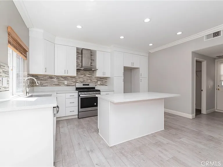 1318 Lukens Ct — Photo 5