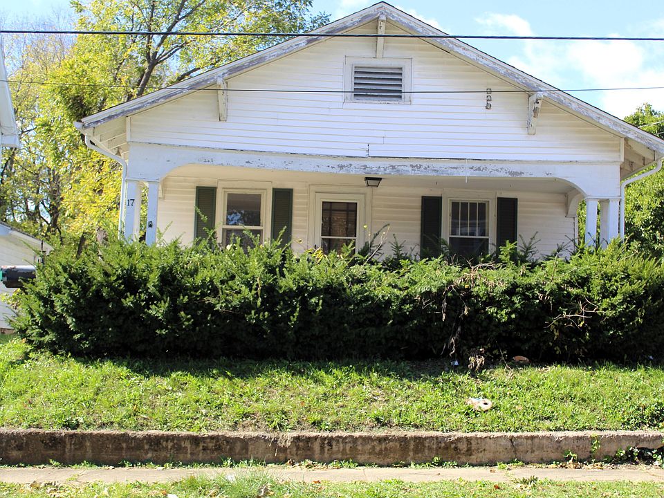 1st image of 17 Pleasant Ave