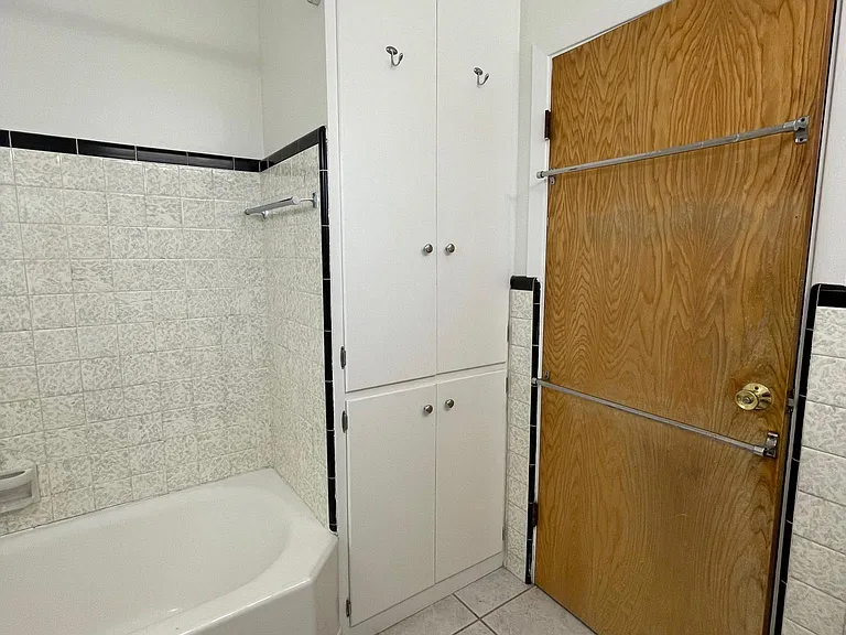 2984 Buena Vista Ave — Photo 15