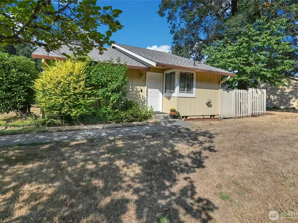 4936 Cottage Lane SE, Lacey, WA 98503