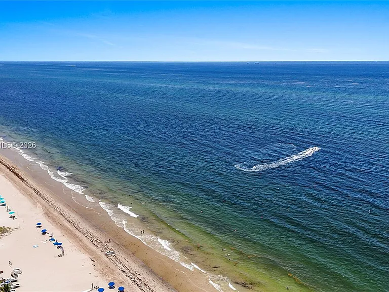 4020 Galt Ocean Dr #203 — Photo 3