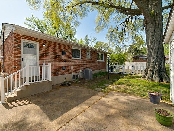 4th image of 10751 Arno Dr