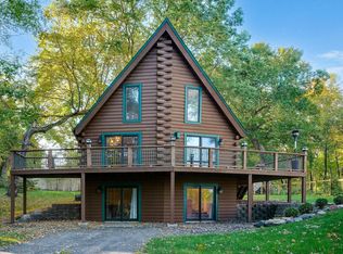7715 N Shore Cir N, Forest Lake, MN 55025