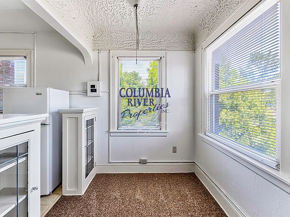 4th image of 305 Pacific Ave N APT 206