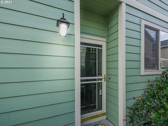 3rd image of 6200 NE 81st Ave