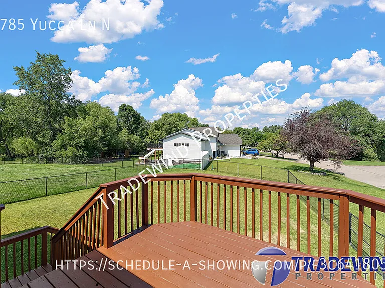 5785 Yucca Ln N — Photo 35