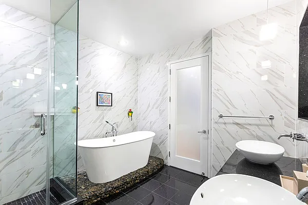 Sold by Nest Seekers International | media 7