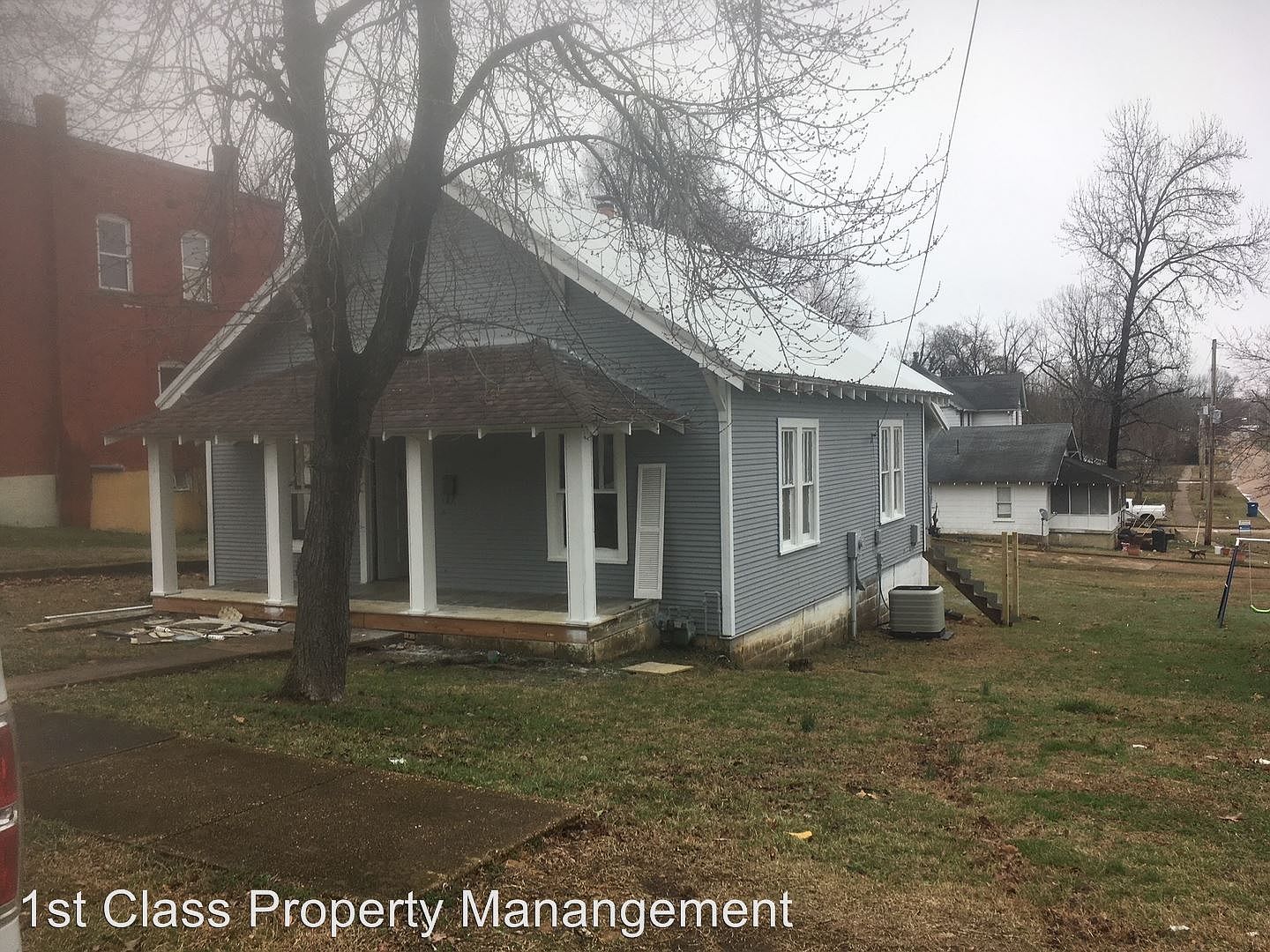706 Sanders Ave, Poplar Bluff, MO 63901 Zillow