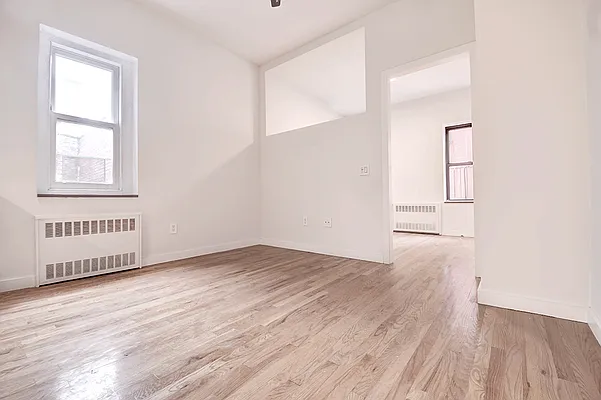 Rented by Urbane Brokerage | media 5