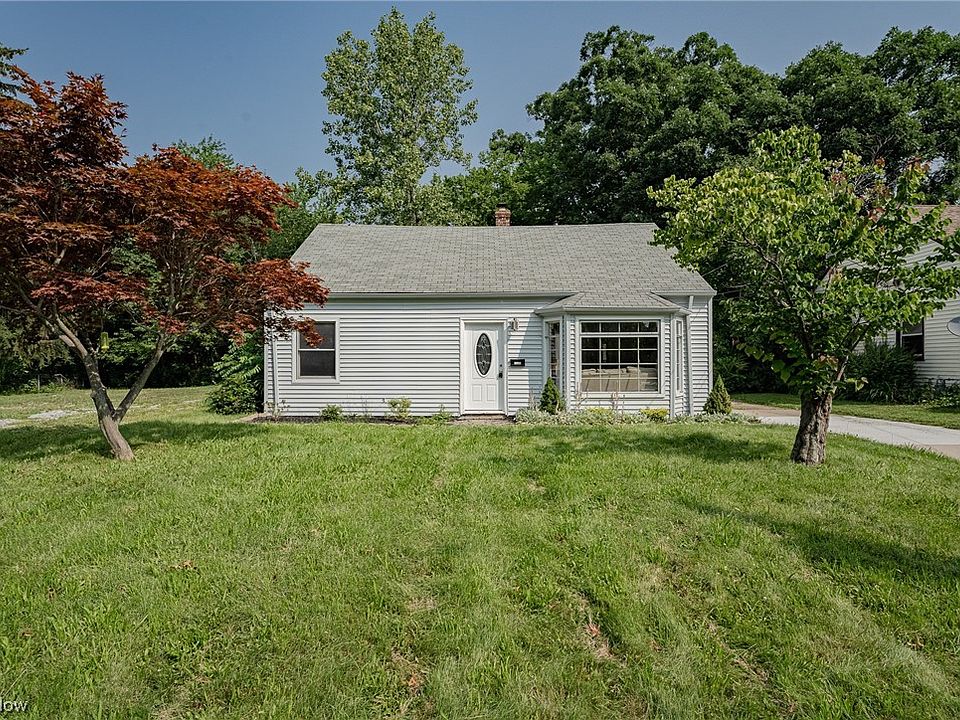 1st image of 27330 Donald Dr
