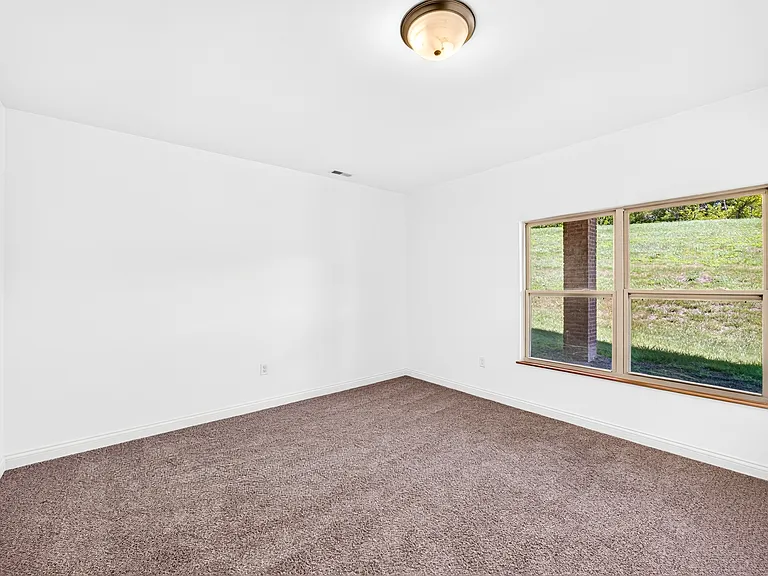 Lower Level BR