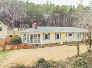 8701 N Tigerville Rd, Travelers Rest, SC 29690