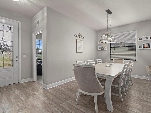 5th image of 1569 N RIVER CIRCLE
