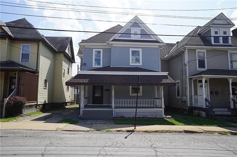 1st image of 125 W Brady St