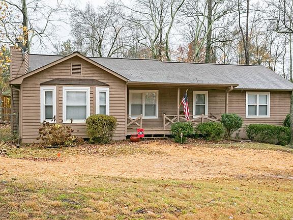 3rd image of 2321 Rock Creek Dr SW