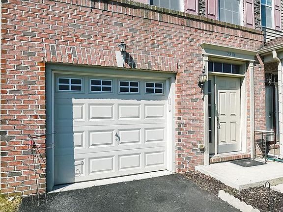 3rd image of 2210 Audubon Trl