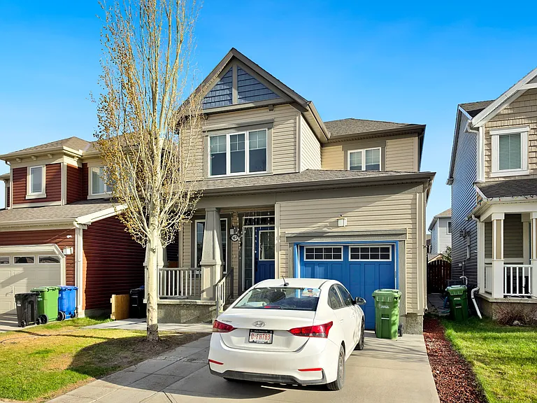167 Windbrook Mnr SW — Photo 2